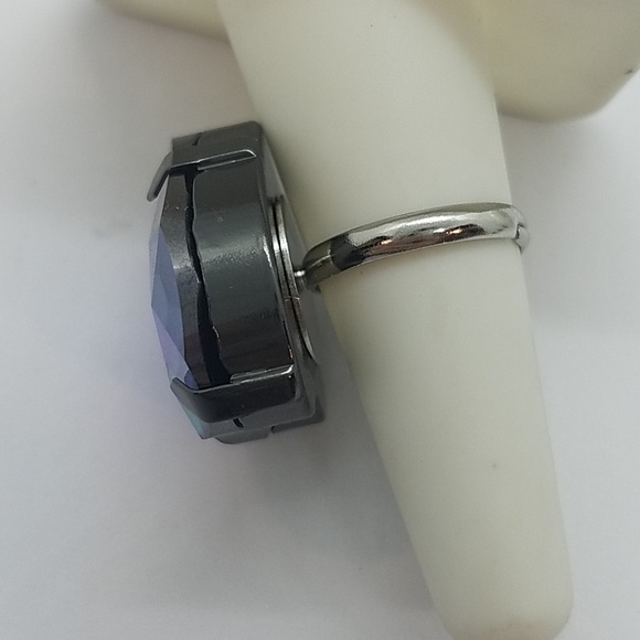 HEART THROB HELIOTROPE CRYSTAL HEART RING NEW - Picture 6 of 7